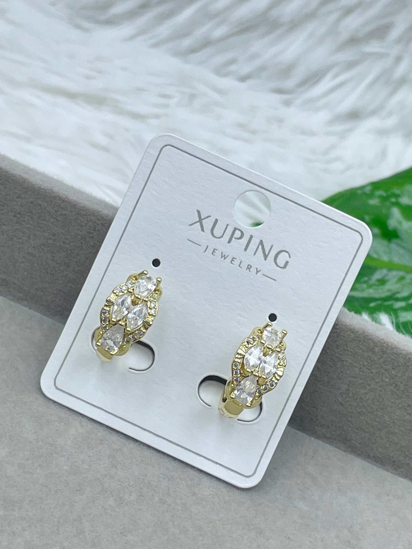 Arete Xuping Dorado