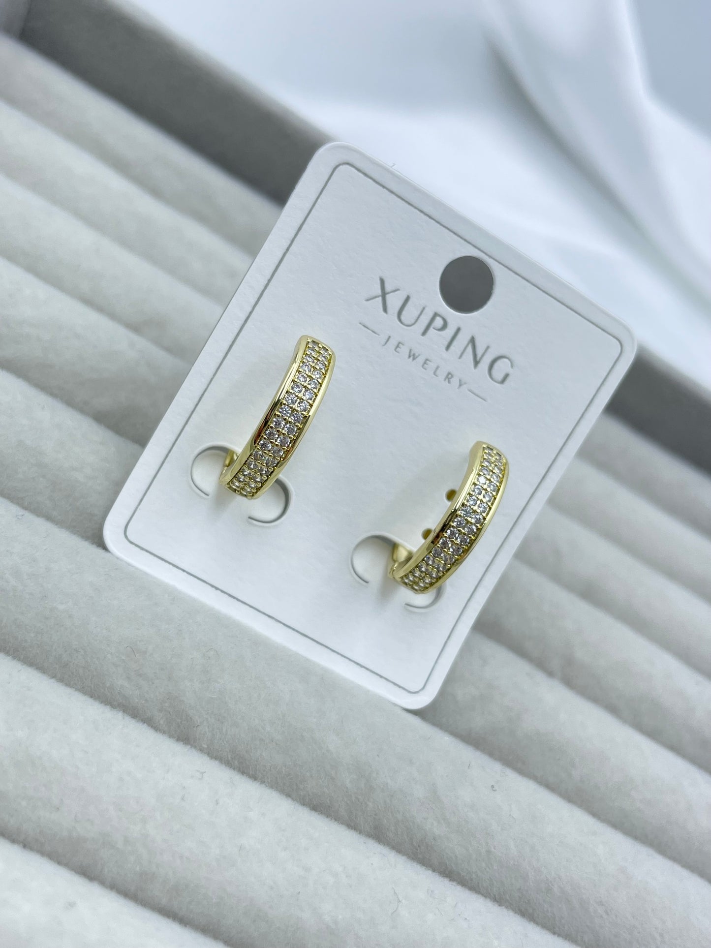 Arete Xuping Dorado