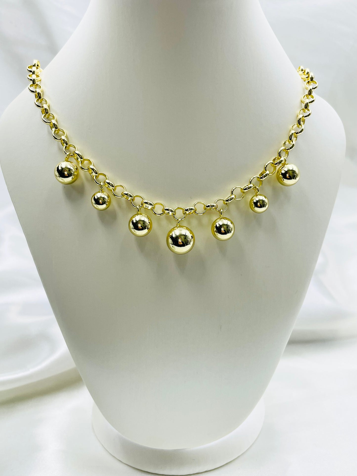 Collar Dorado Rosek
