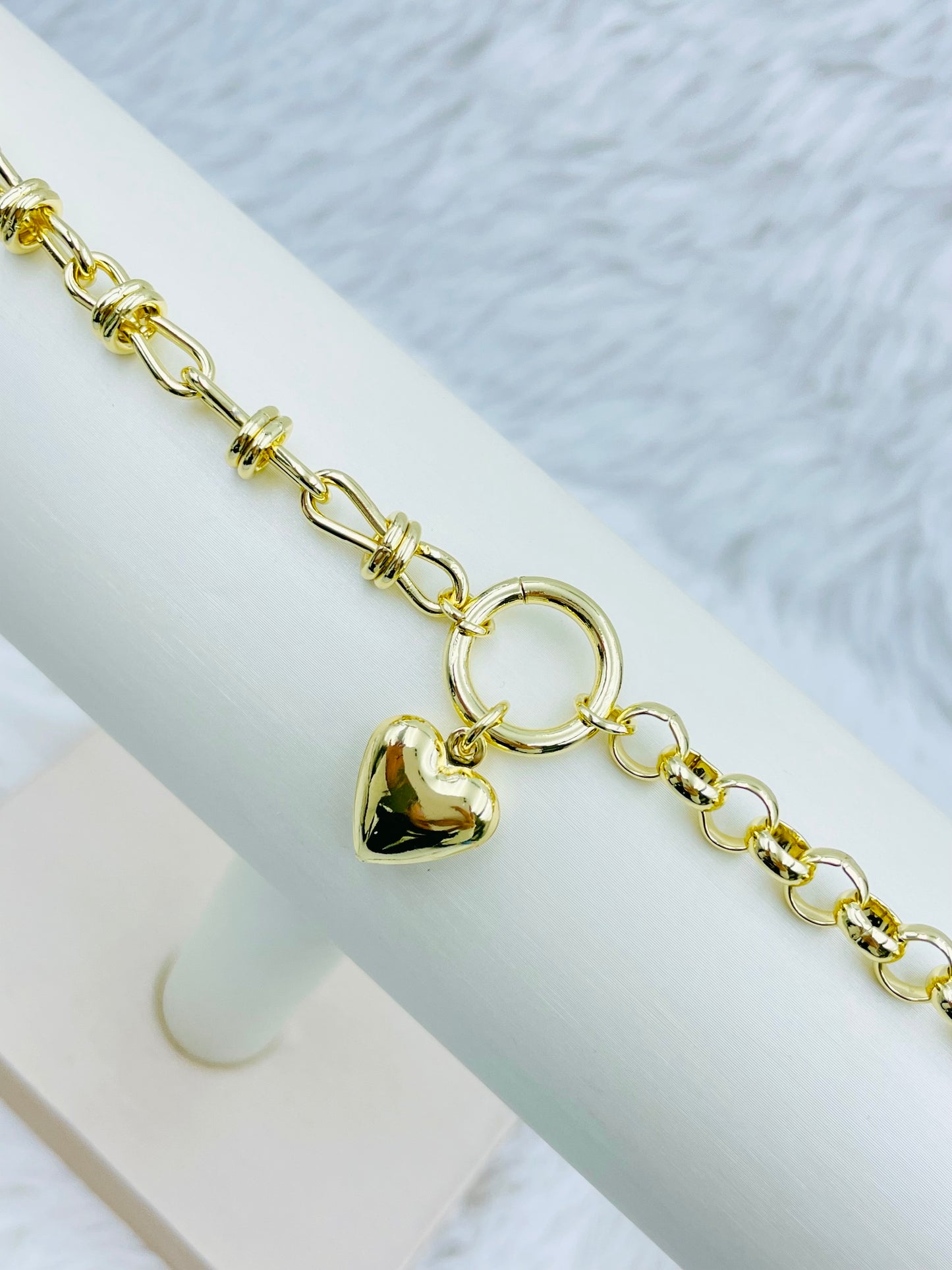 Pulsera Dorada Rosek