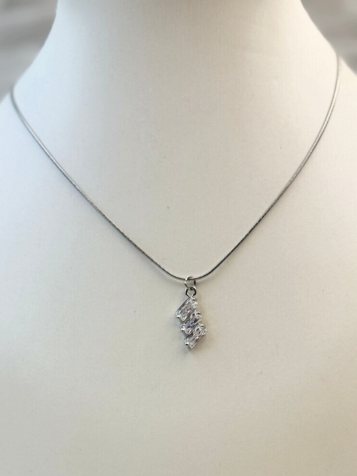 Collar Plateado