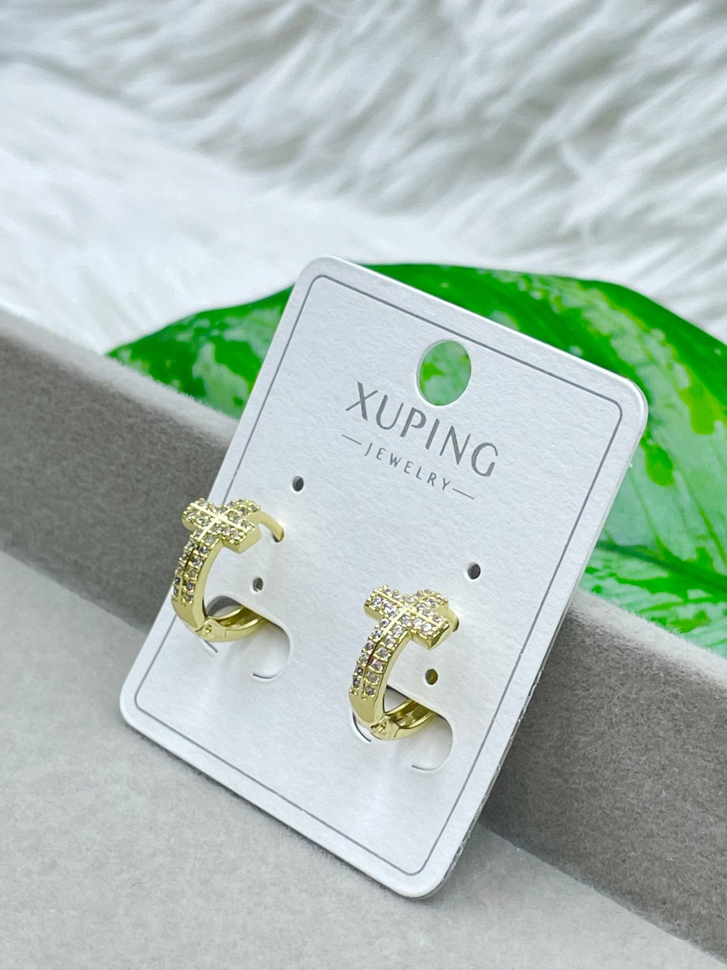 Arete Xuping Dorado