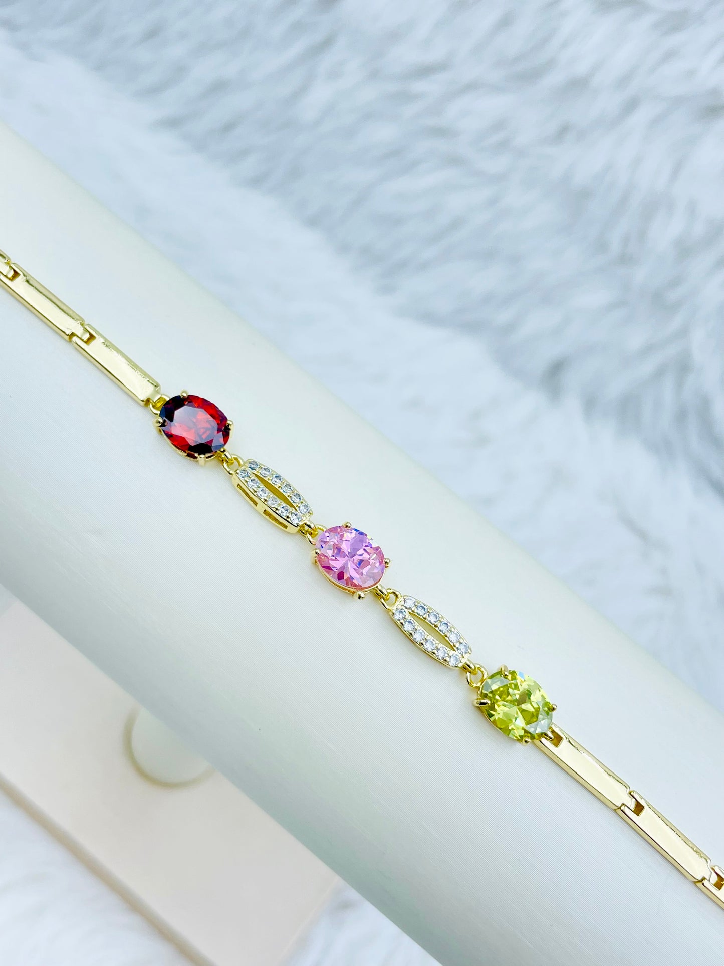 Pulsera Dorada Rosek