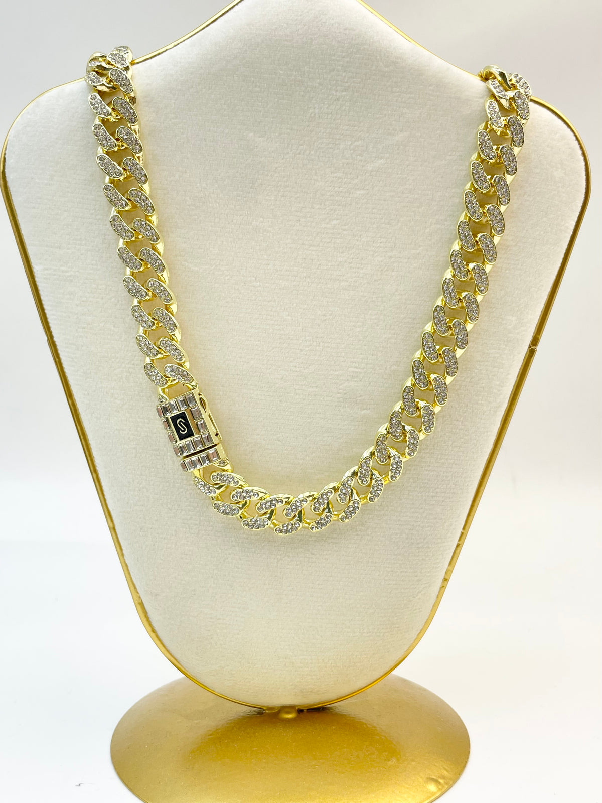 Collar Monaco