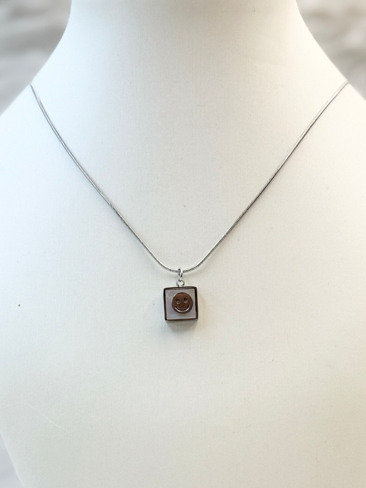 Collar Plateado