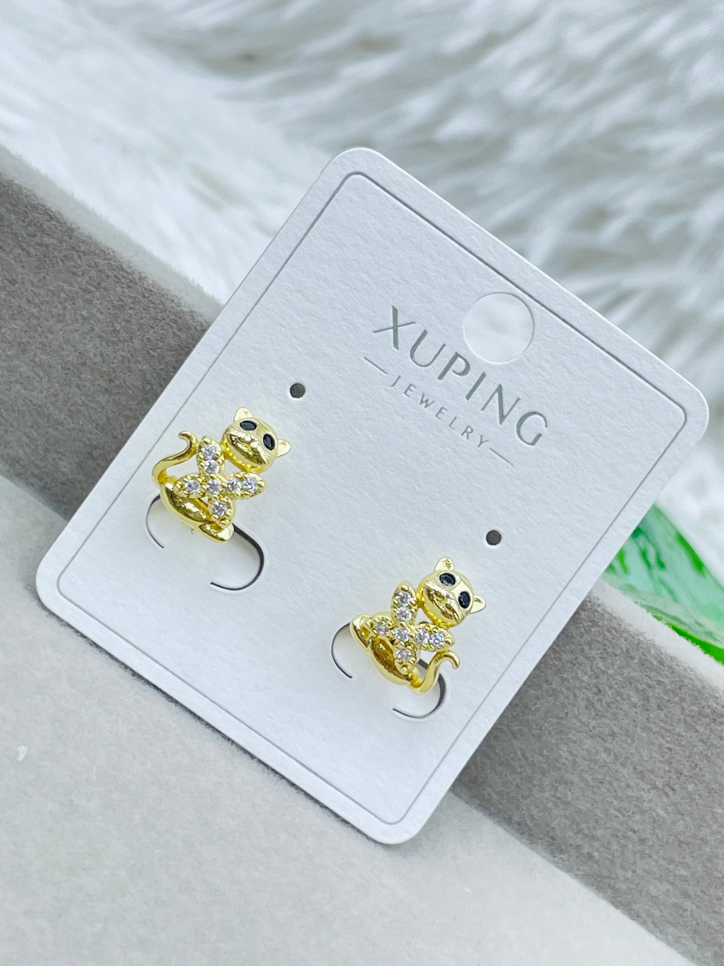 Arete Xuping Dorado