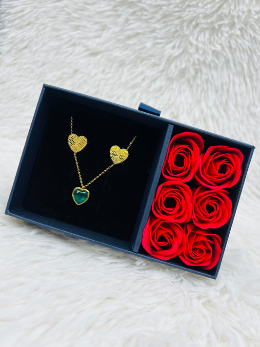 Conjunto San Valentin Rosek