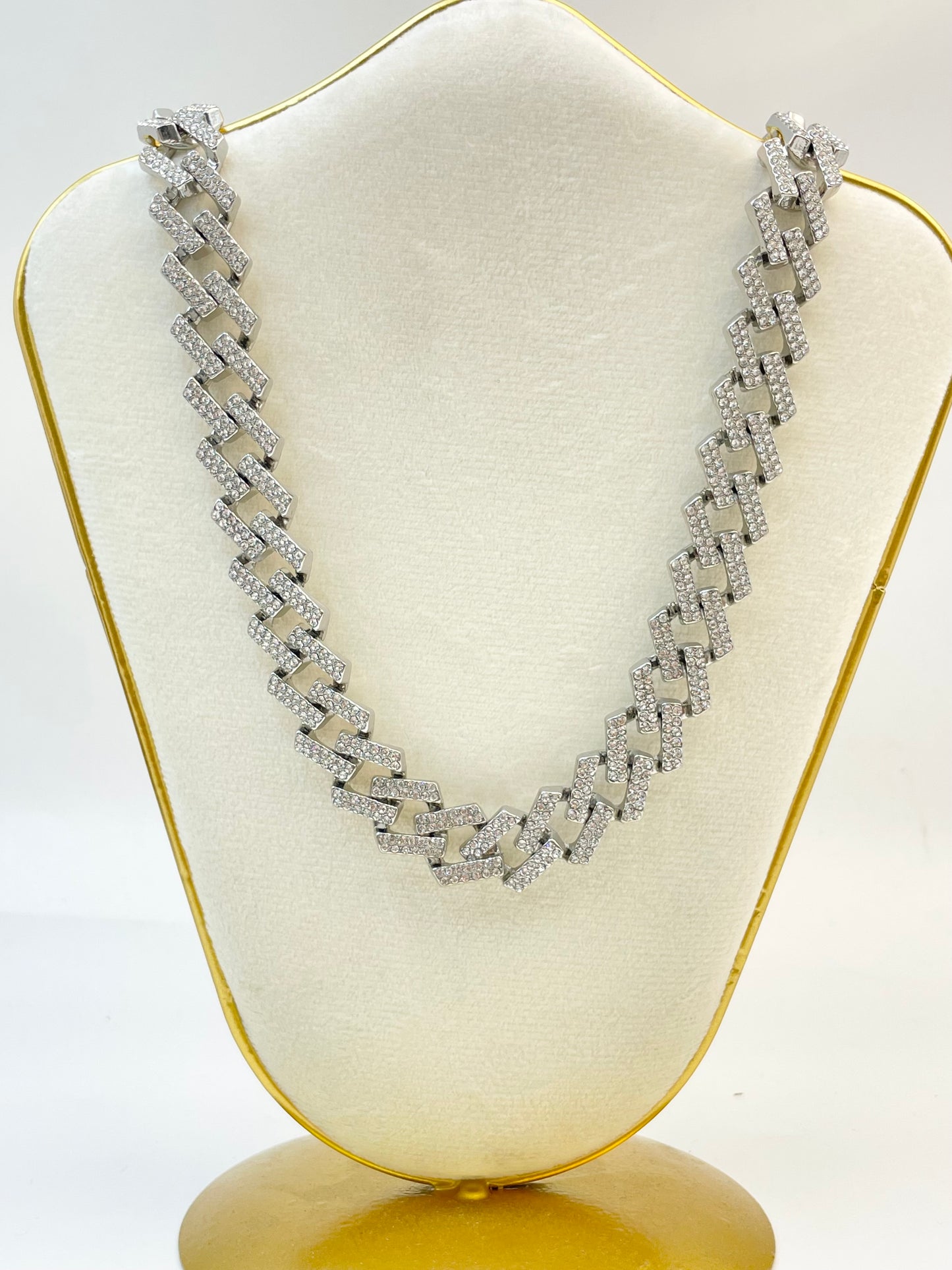 Collar Monaco