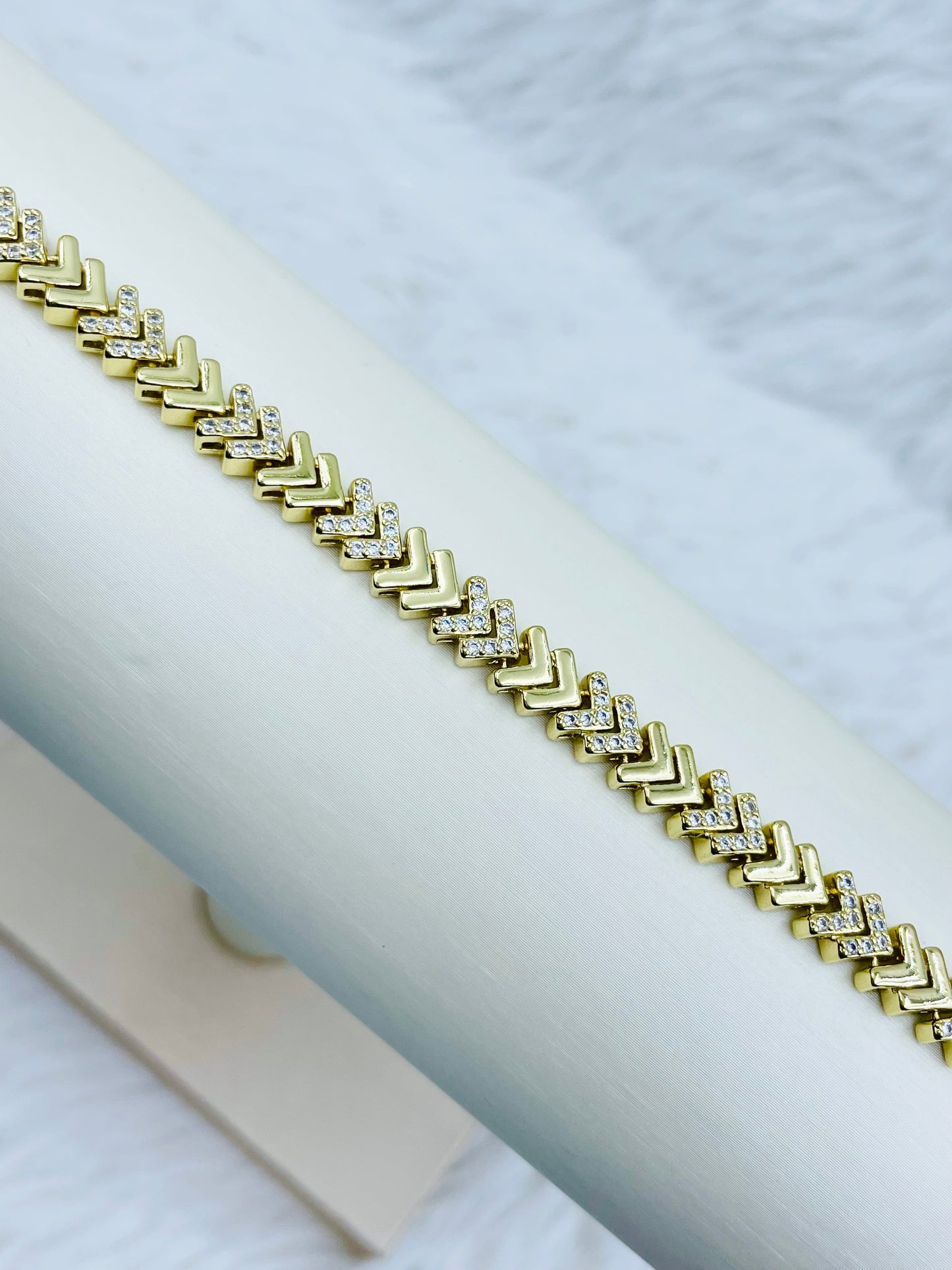 Pulsera Dorada Rosek