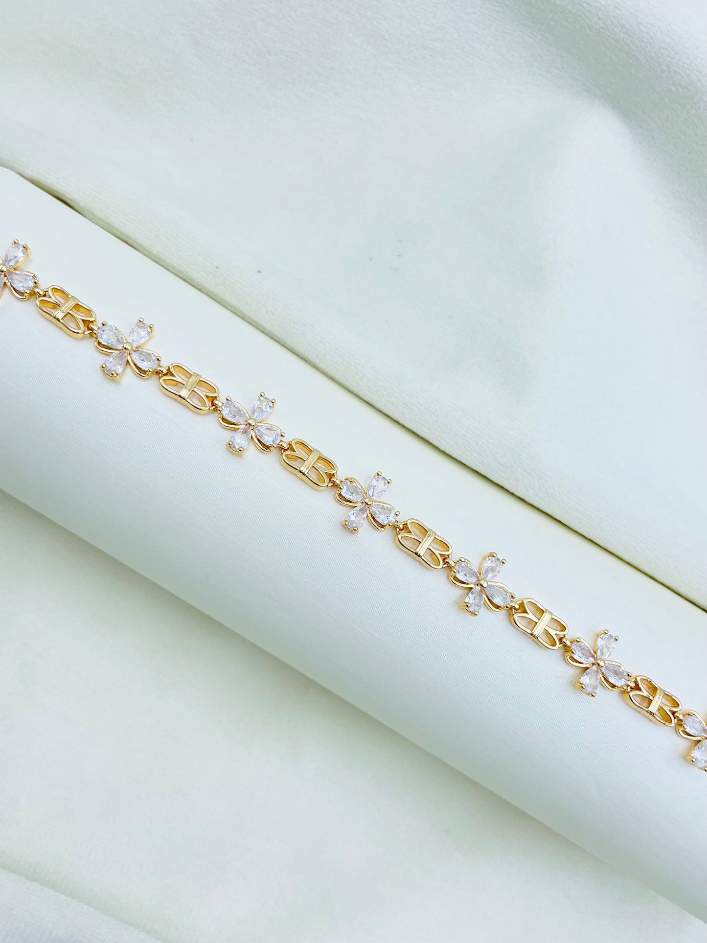 Pulsera Rosada Rosek