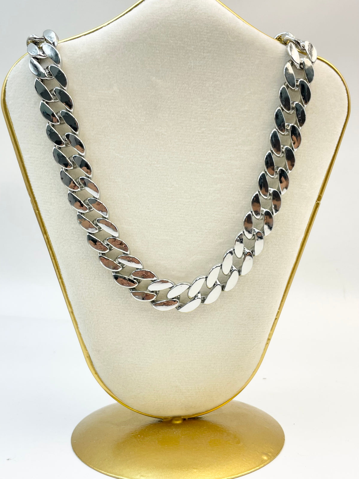 Collar Monaco