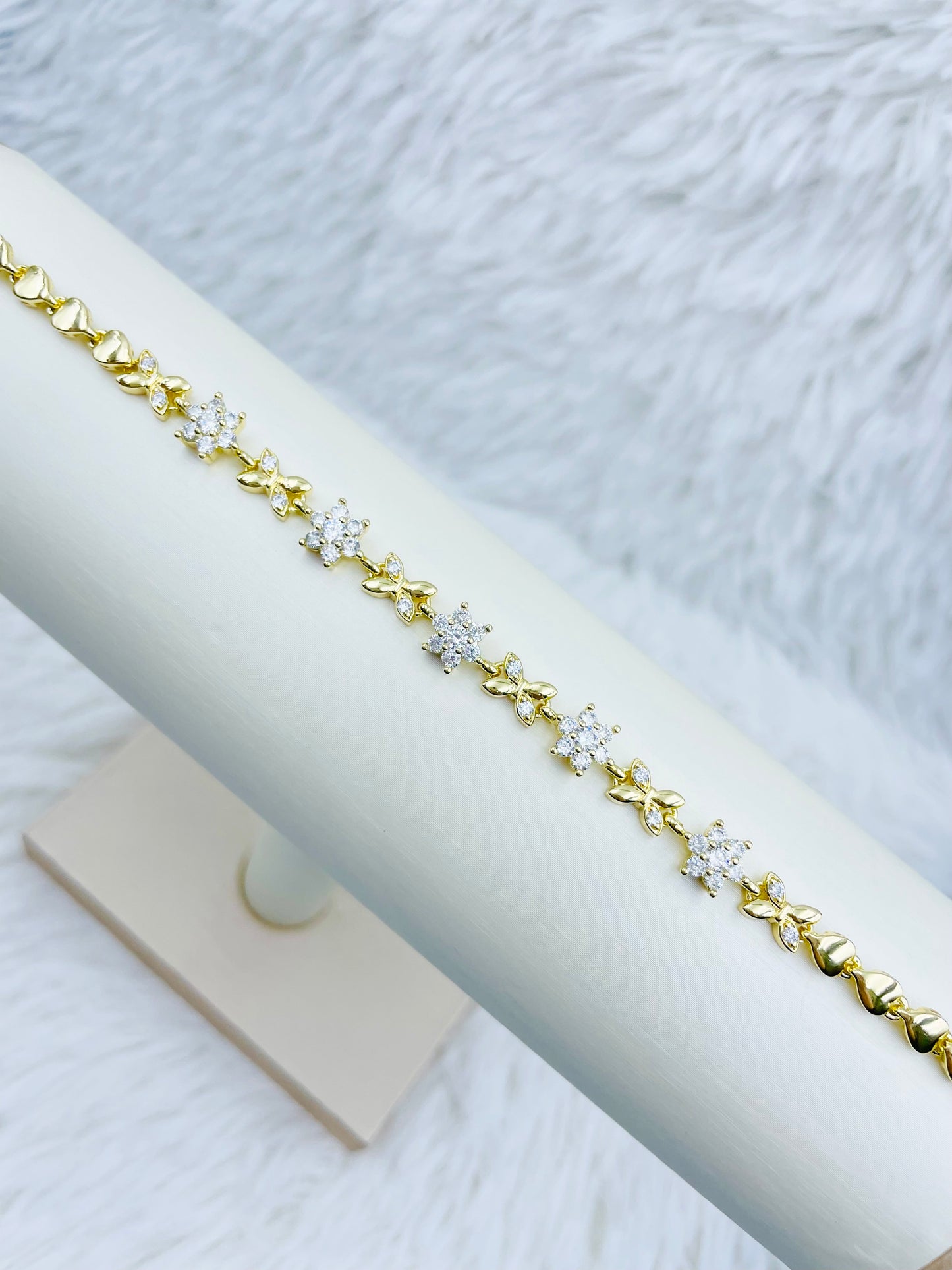 Pulsera Dorada Rosek