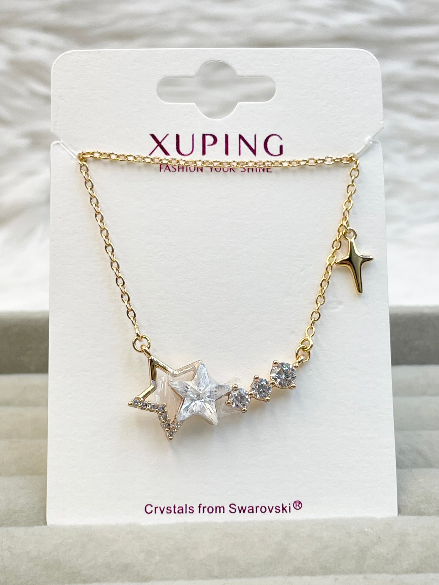 Collar Xuping Jingjing