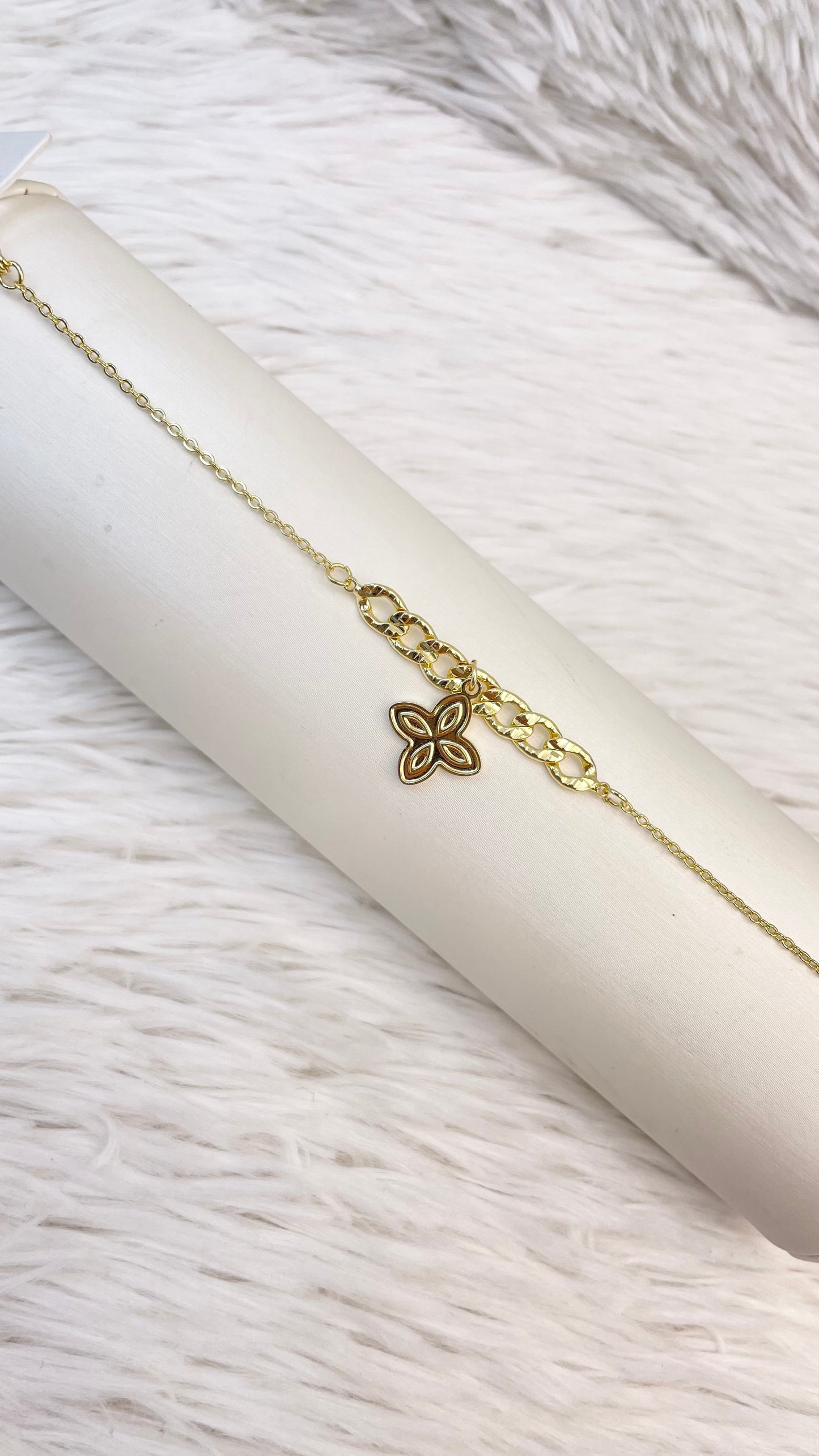 Pulsera Dorada