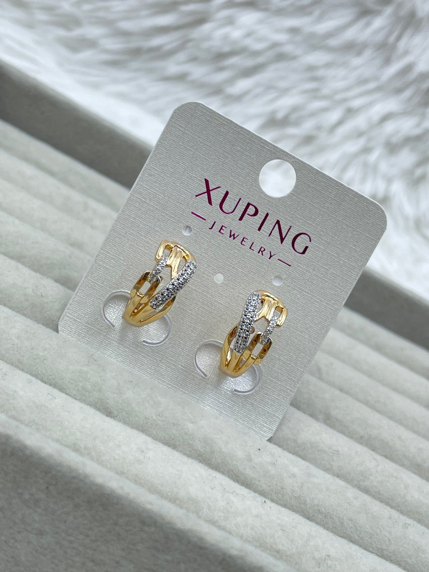 Arete Xuping Rose Gold