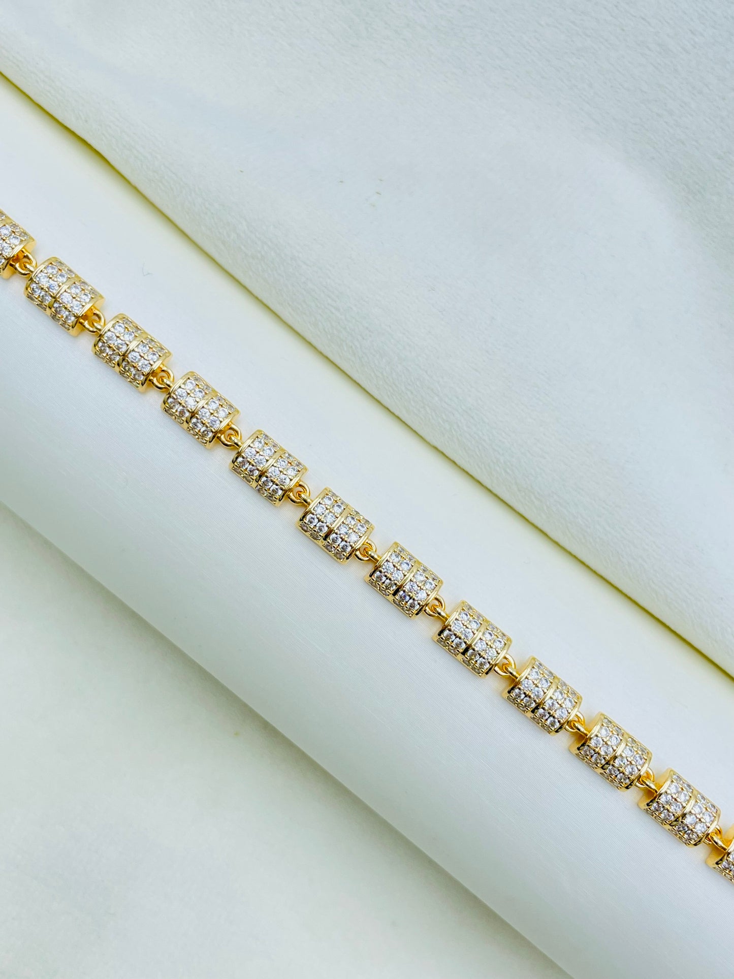 Pulsera Rosada Rosek